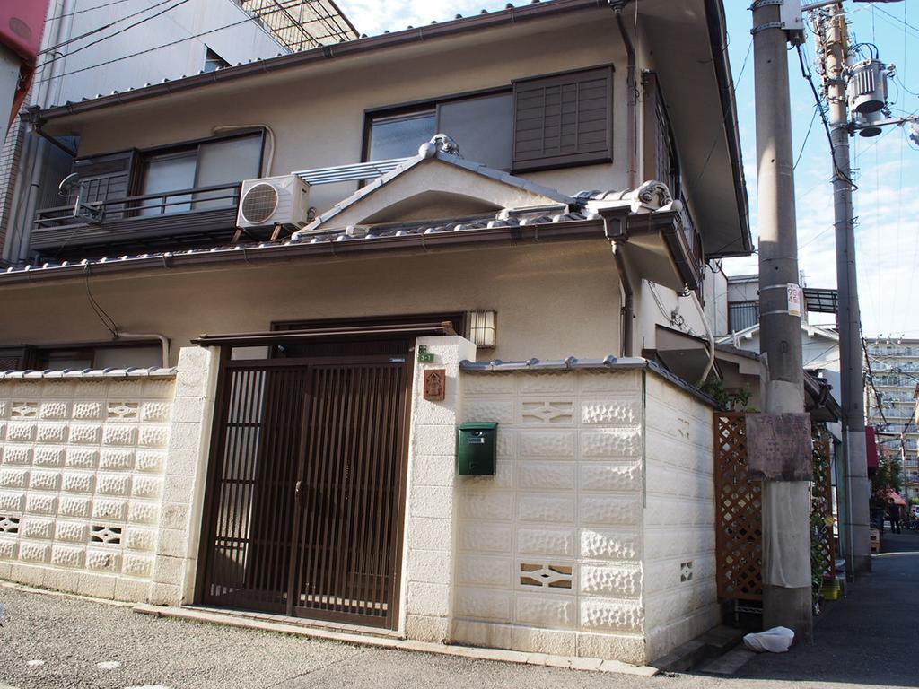 Guesthouse Ten-Roku - Female Only Ōsaka Exterior foto